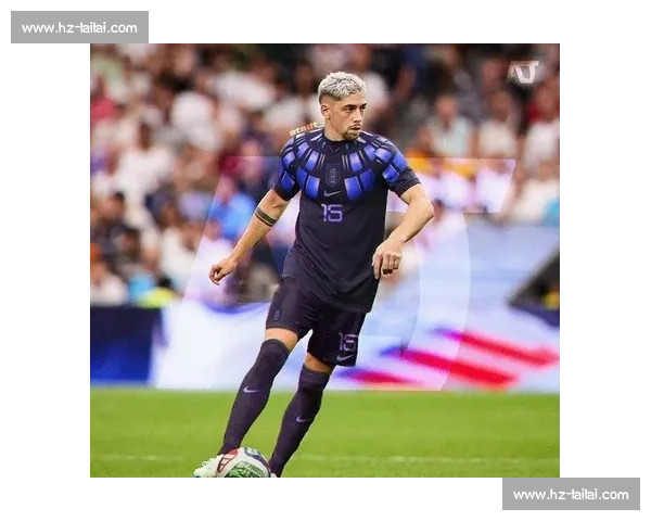 黑豹战甲降临!乌拉圭 2026 世界杯客场球衣酷炫登场